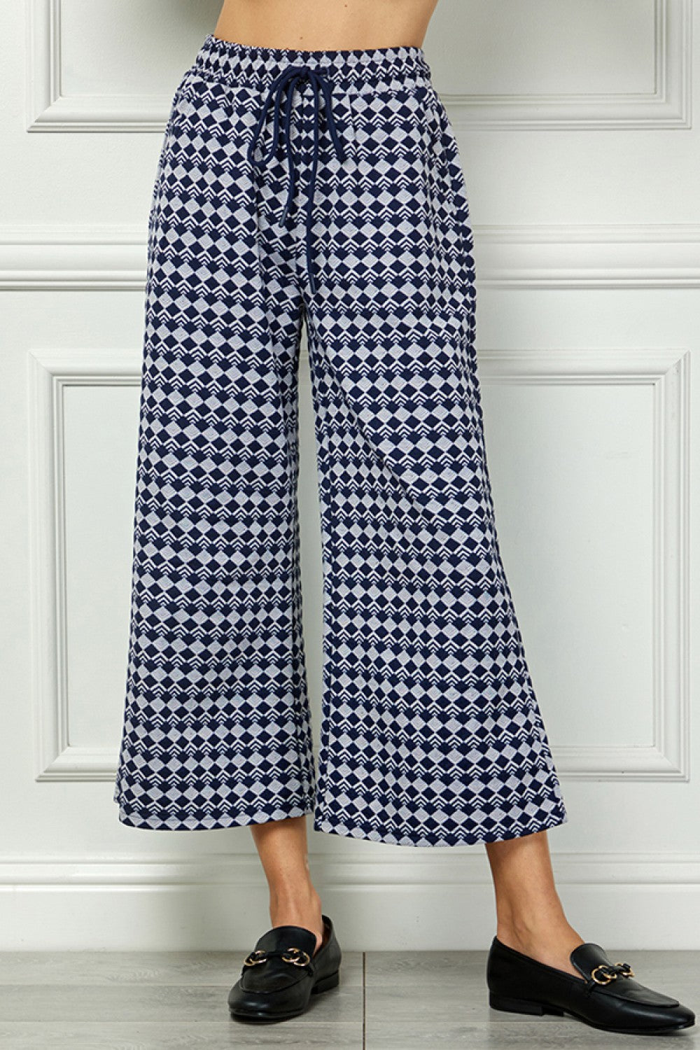 Leanne Textured Cropped Pant