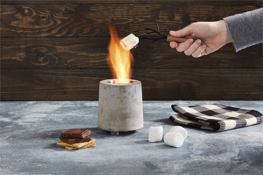 MARSHMALLOW ROASTING SET BY MUD PIE - A. Dodson's